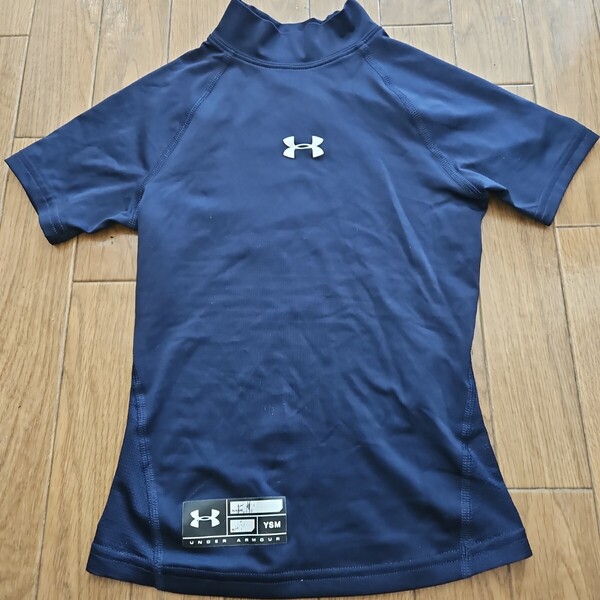 UNDER ARMOUR ネイビー ハイネック アンダーシャツ YSM130