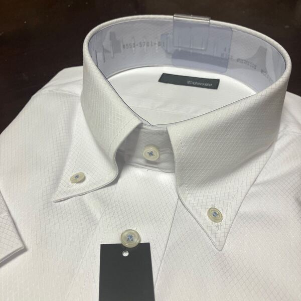 百貨店販売品 Exterrito 形態安定 白織柄半袖ワイシャツ L(首41㎝) ボタンダウン スリムフィット 送料無料