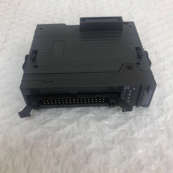 中古美品KEYENCE キーエンス KV-SC20V 正規品動作保証 国内から即日発送 3/5 A-1