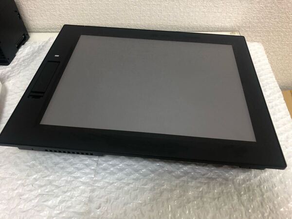 中古美品KEYENCEキーエンス VT5-X12 正規品動作保証 国内から即日発送 B-1