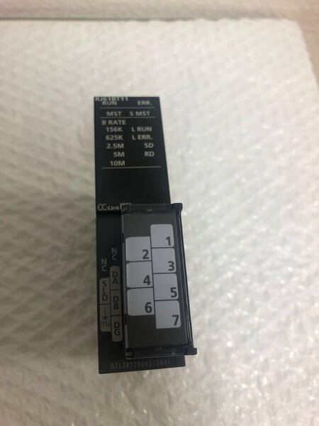 中古美品2021年製KEYENCE キーエンス RJ61BT11 正規品動作保証 国内から即日発送 A-1