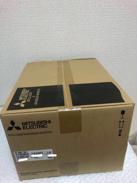 新品未開封2024年製三菱電機 FR-A820-7.5K-1正規品動作保証 国内から即日発送 1/2 B-1