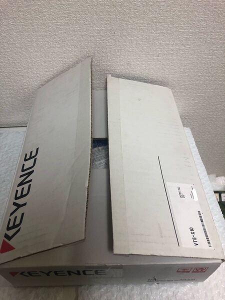 新品未使用2022年製KEYENCE キーエンス VT5-X10 正規品動作保証 国内から即日発送 B-1
