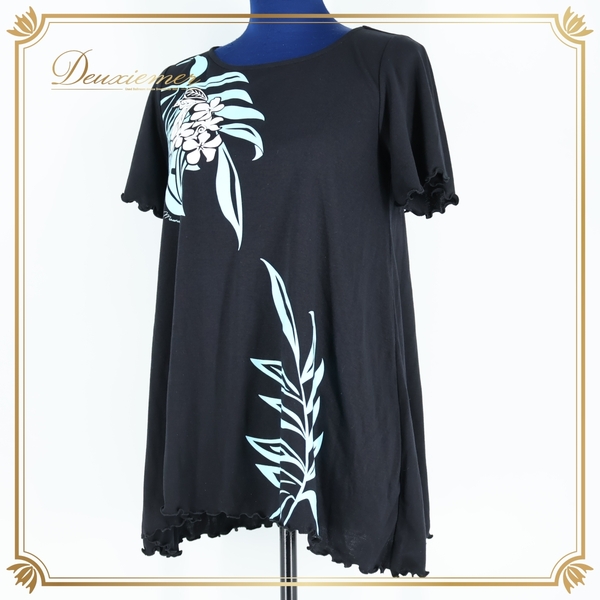 『送料無料』【美品 フラダンス衣装】ブラック Maunaloa マウナロア トップス Tシャツ 花柄 黒 白 水色 半袖 ホワイト ハワイアン かわいい