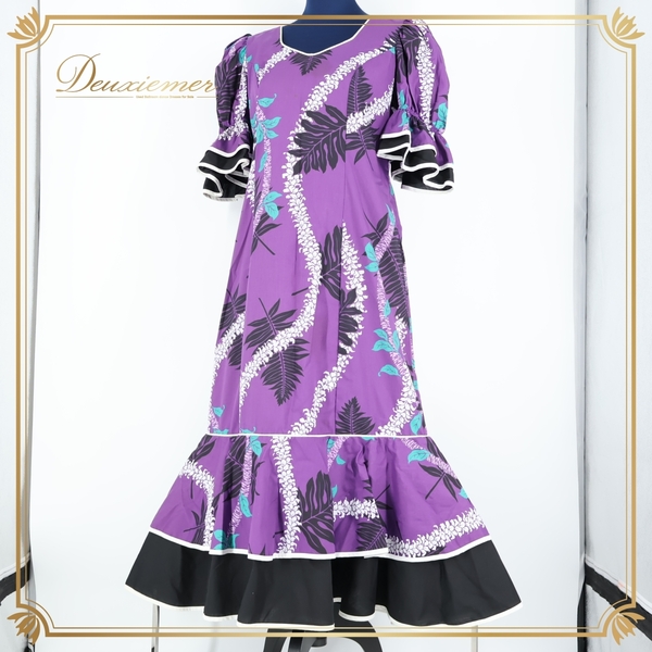 『送料無料』【ハワイ製 フラダンス衣装】パープル T&L MUUMUU FACTORY ワンピース ドレス 紫 黒 マイレ柄 ブラック ハワイアン かわいい