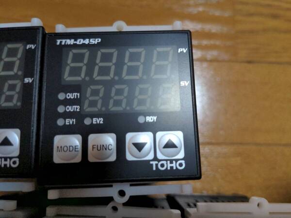 東邦電子 TTM-04SP デジタル温度調節計 中古品 6個セット