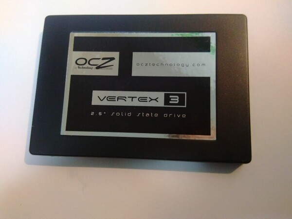 ■ SSD ■ 120GB (6948時間) VERTEX3 (OCZ) 厚み有り 正常判定 送料無料