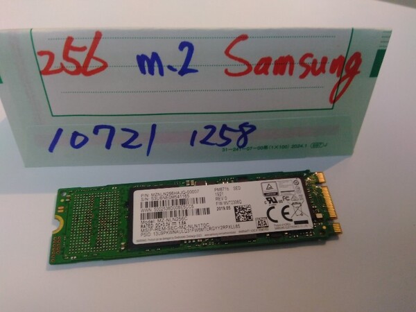 ■ SSD m.2 ■ 256GB (10721時間) Samsung 正常判定 送料無料
