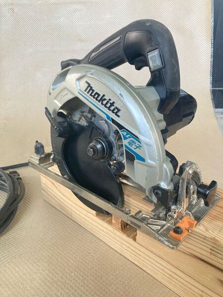 マキタ makita 165mm電子丸ノコ HS6302 電動工具 大工道具 造作 DIY