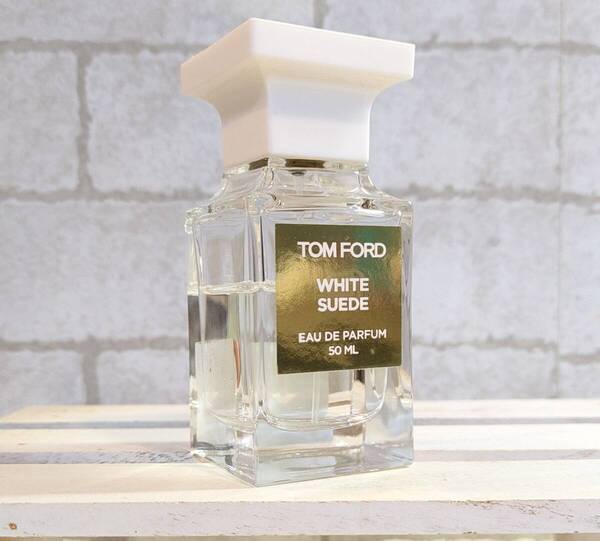 国内正規取扱品 トムフォード ホワイトスエード オードパルファム 50ml