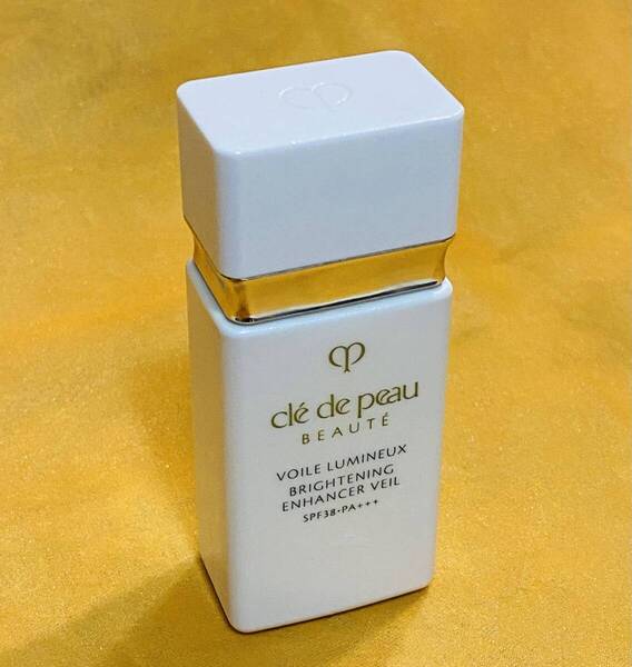正規品 新品 未開封 クレド ヴォワールルミヌ 医薬部外品 30ml 美白美容液 ピンクベージュ