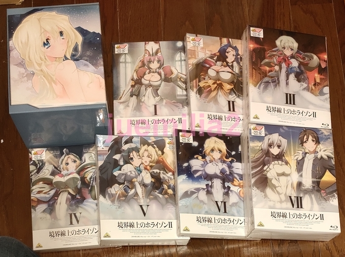 【全巻収納BOX付・極美品】境界線上のホライゾン I & II 全巻セット Amazon.co.jp: 境界線上のホライゾン Blu-ray BOX (特装限定版