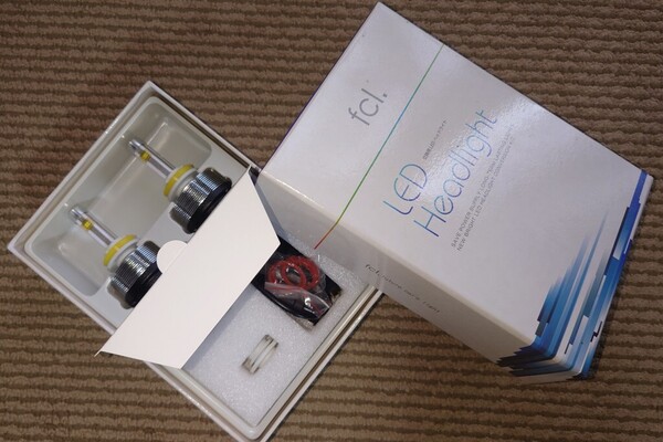 ★ 【中古美品】FCL エフシーエル LED バルブ FLED-301106S H8/H11/H16 フォグランプ 1ペア2本 1セット ★