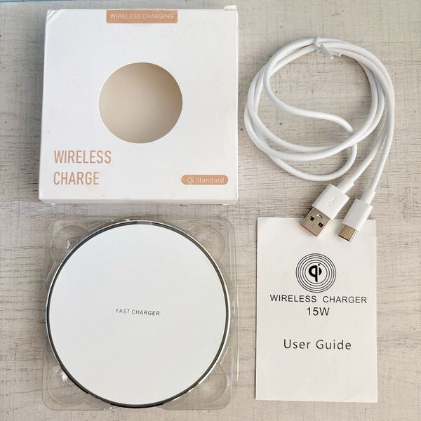 ワイヤレス充電器 Qi認証 最大15W出力 USB Type-Cポート ワイヤレス 置くだけ充電 iPhone16/15/14/13/12/Xs/AirPods2等 他のQi対応機種