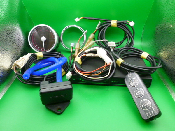 希少 Defi デフィ Advance アドバンス C2 ブースト計 & コントロールユニットセットΦ60mm ピンクイルミ 動作確認済 DF12602