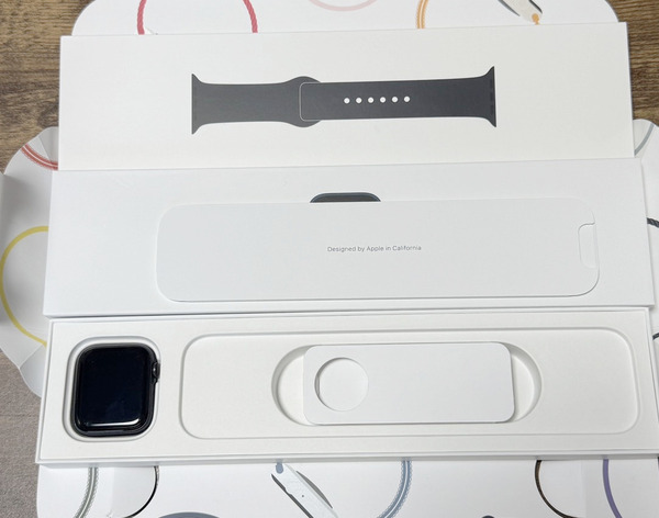 【送料無料】中古品 わけあり Apple Watch SE 第2世代 GPS+Cellularモデル 44mm MNPY3J/A ミッドナイトアルミケース/スポーツバンド