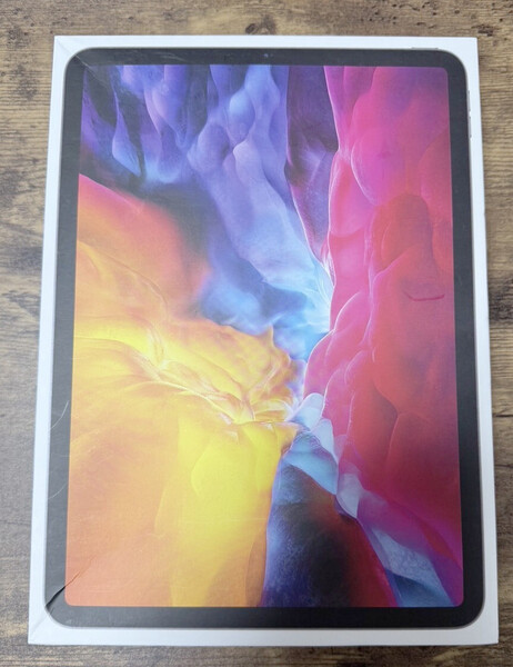 【送料無料】中古品 simロック解除済 docomo iPad Pro 11 第2世代 Wi-Fi+cellular 1TB スペースグレイ MXE82J/A 45300