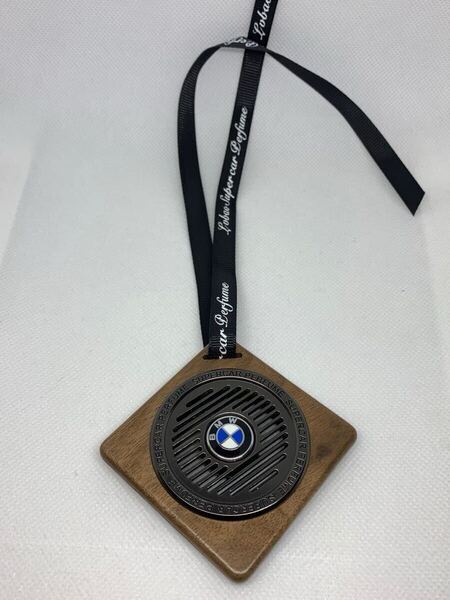 BMW ロゴ入り 吊り下げ 芳香剤 3種類アロマフレグランス付き シック 車 ミラー