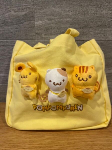 新品 ポムポムプリン チームプリンみんなでお散歩でちゅ! マスコット付きトートバッグ