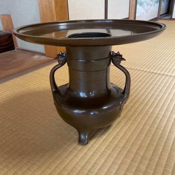 薄端 生花 生け花 華道 三足 銅器 銅製 花入 花器 花瓶 花台 骨董品 唐金 華道具