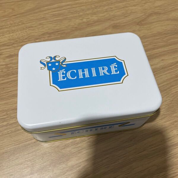 エシレ 空缶 空き缶 サブレ缶 エシレバター ブルー 青 ECHIRE リメイク