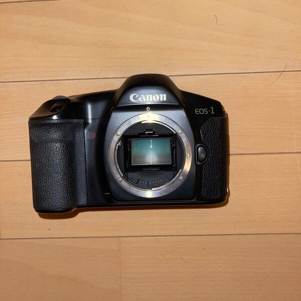 Canon EOS-1 フィルムカメラ 動作品 フィルムカメラ 一眼レフ キャノン ボディ