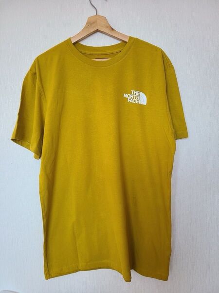 M SS BOXED IN TEEメンズTシャツ