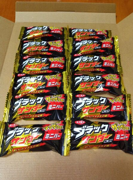 ブラックサンダーミニバー 35個 値下げ不可