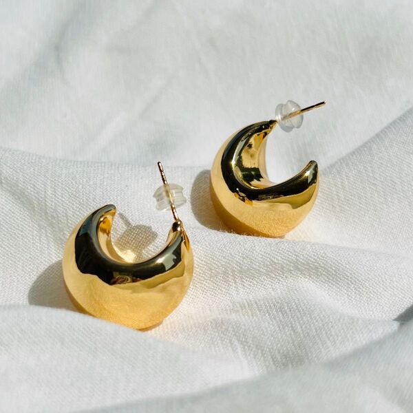 ステンレス ぽってりフープピアス ゴールド フープ 両耳用 アクセサリー シンプル ピアス