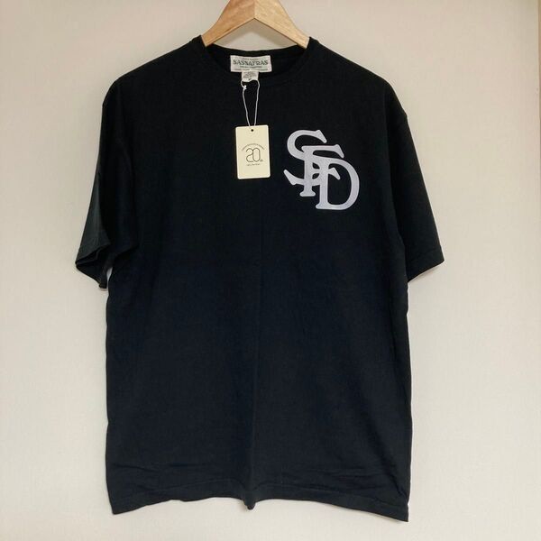 未使用 アーバンリサーチドアーズ ササフラス SASSAFRAS SF20thロゴTシャツ M ブラック
