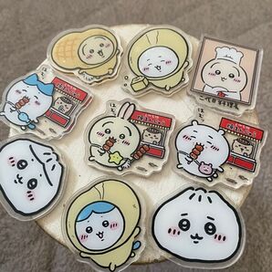 ちいかわ食べ物アクリルパーツ4センチ