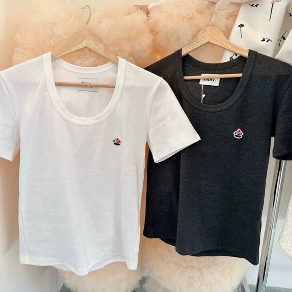 Bibiy B. BOAT CLUB TEE