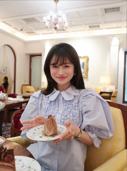 bibiy. CORA PUFF BLOUSE
