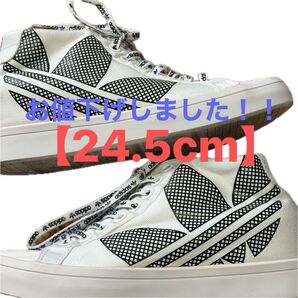 adidas ヒールアップスニーカー インヒール