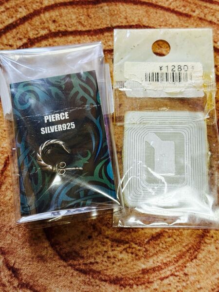 新品未使用 袋のみ入れ替え PIERCE SILVER925 ピアス