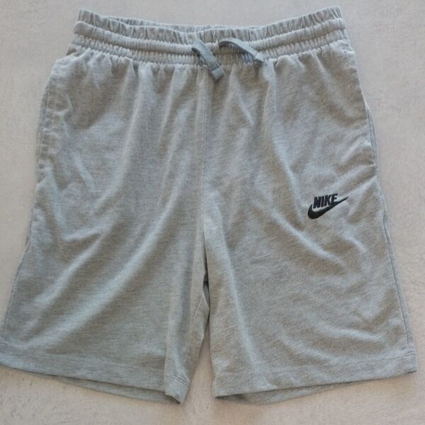 NIKEナイキ ジュニア ハーフパンツ 短パン ショーパン 半パン Lサイズ(155相当) キッズ グレー
