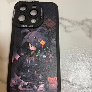 キャラクターイラストが特徴的なiPhone 15 proケース