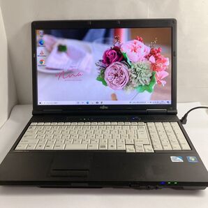 FUJITSU 15.6インチ LIFEBOOK A561/DX /Celeron DVD搭載 ノートパソコン