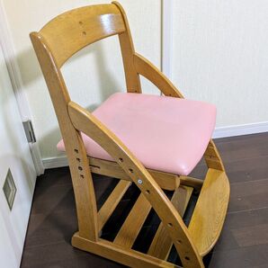 カリモク家具/キャスター付天然木学習椅子/デスクチェアー