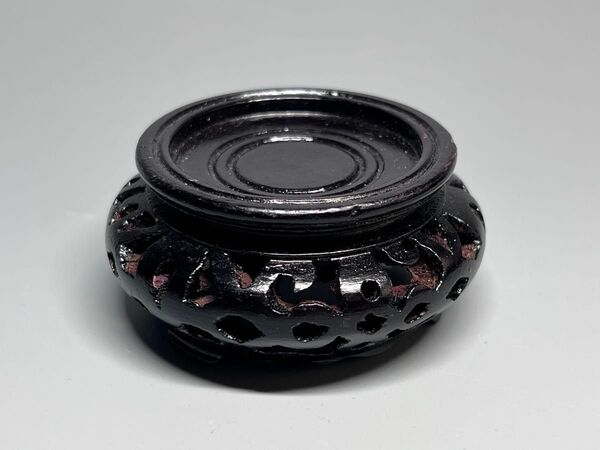 唐木 花台 香炉台 飾り台 透かし彫り 木製 茶道具 華道具 置物