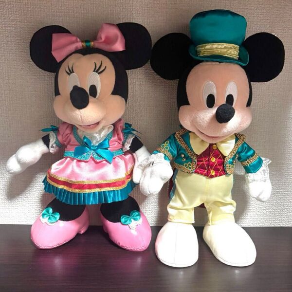 ディズニーランドホテル ミッキー ミニー ぬいぐるみ