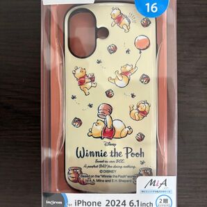 iPhone2024 6.1インチ スマホケース くまのプーさん 新品未開封