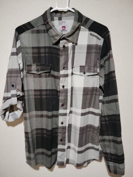 メンズ長袖シャツ★QUICK SILVER★LサイズSLIM FIT