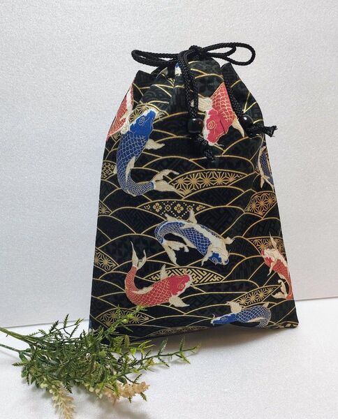 信玄袋 和柄 男性用 浴衣用着物用 巾着袋 御朱印帳袋 リバーシブル!!《鯉文様 黒色》