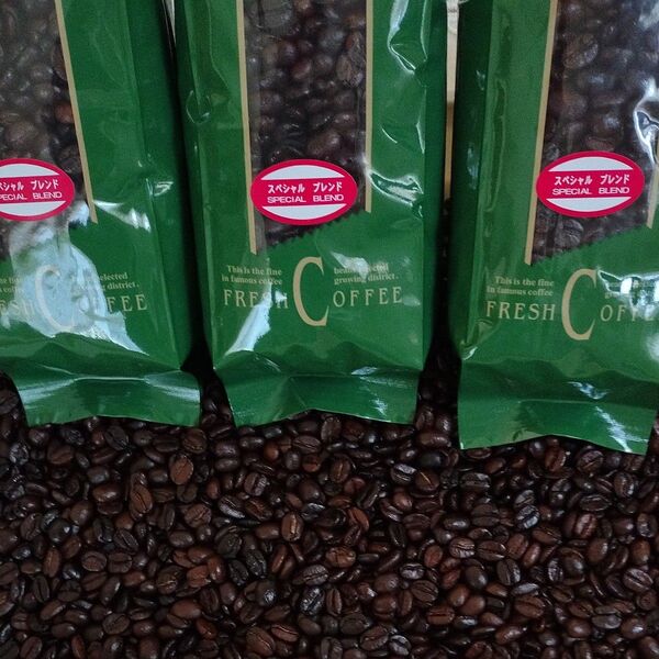 焙煎仕立てレギュラーコーヒー(豆)220g3袋