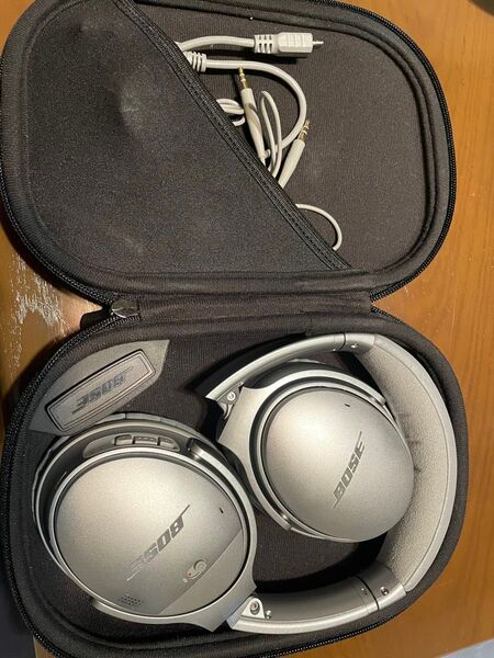 BOSE QuietComfort35 シルバー!