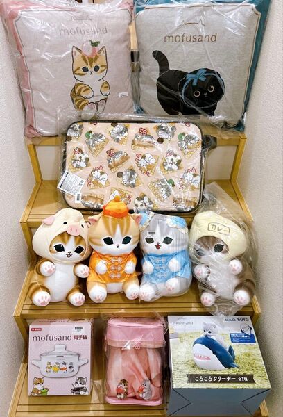 mofusand モフサンド 超お得10点! ぬいぐるみ クッション ショルダーバッグ 鍋 クリーナー キャリーバッグ