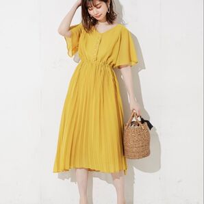 natural couture プリーツパール釦ワンピース