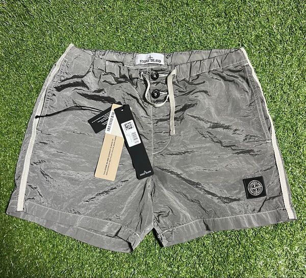 Stone Island ナイロンメタルスイムショーツ プラチナグレー 未使用/短パン/ショートパンツ/水着/水陸両用/アウトドア