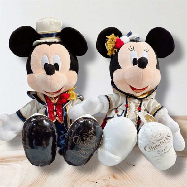 【新品未使用】ディズニー イッツクリスマスタイム ミッキー ミニー ぬいぐるみ タグ付き